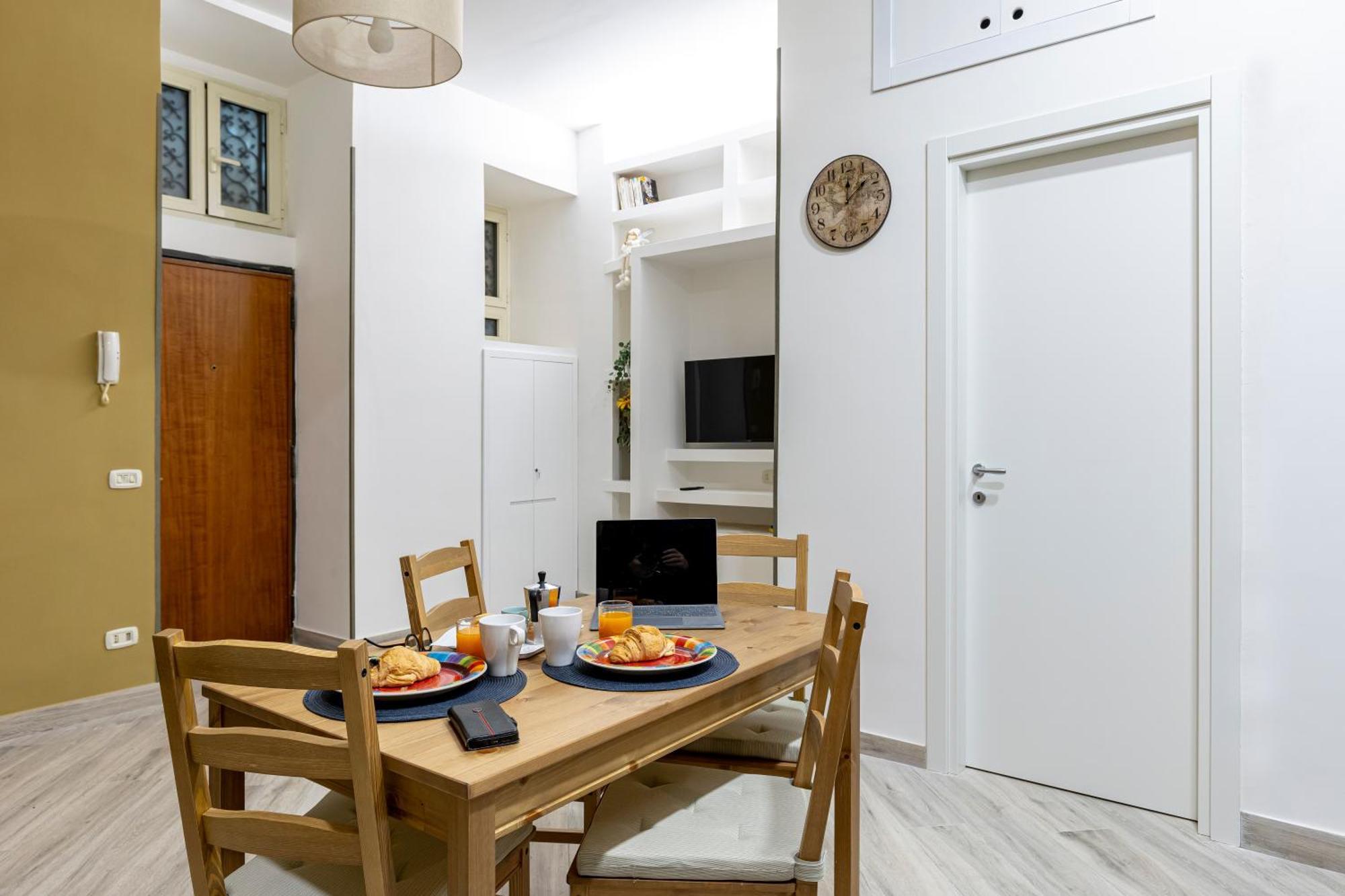 Apartment La Dimora Del Tritone Naples